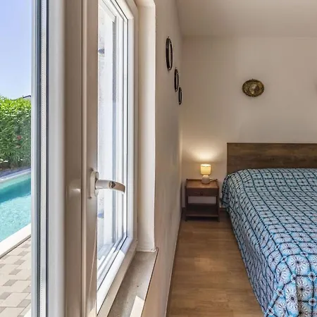 In Pula With Swimming Pool