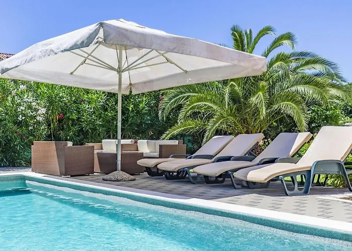 In Pula With Swimming Pool